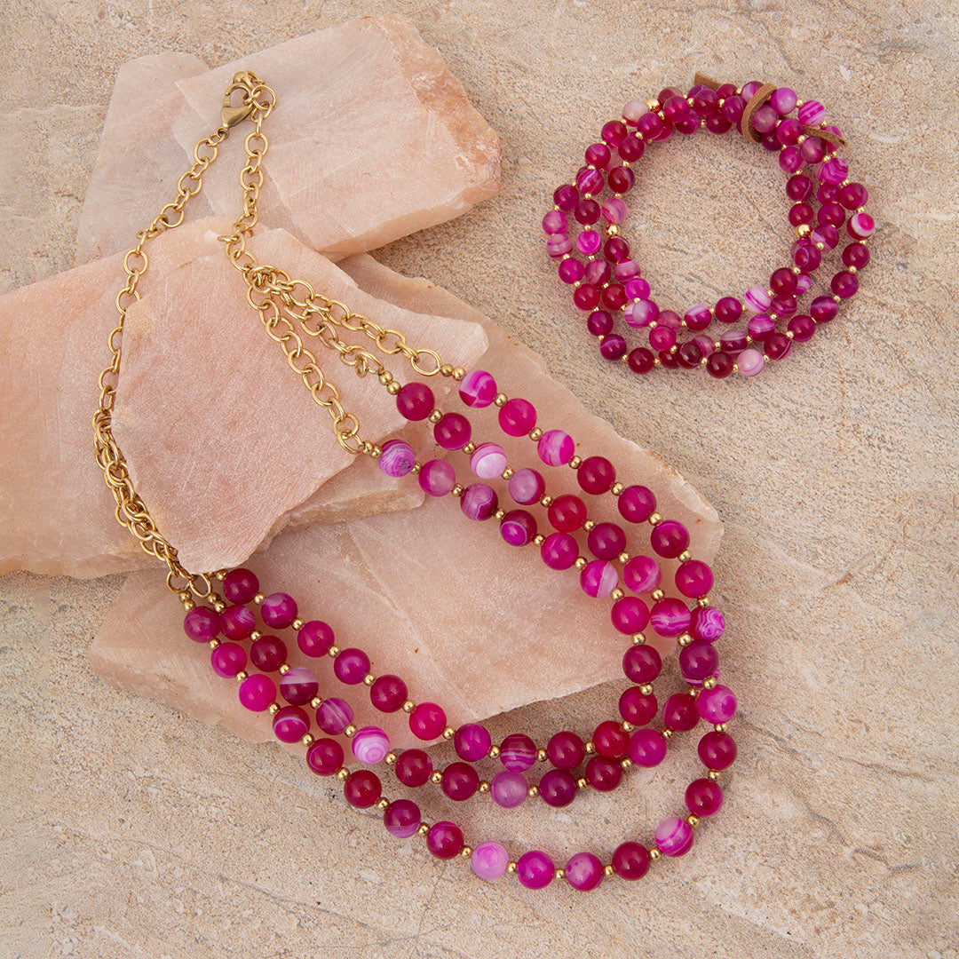 In the Pink Agate Golden Statement Necklace