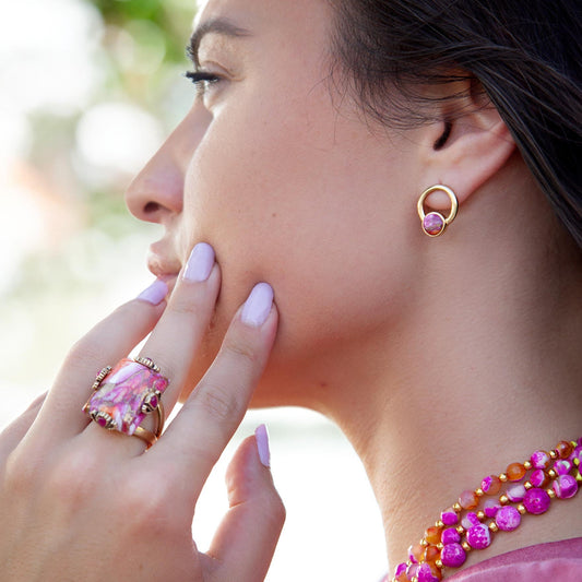 How to Mix Silver and Gold Jewelry