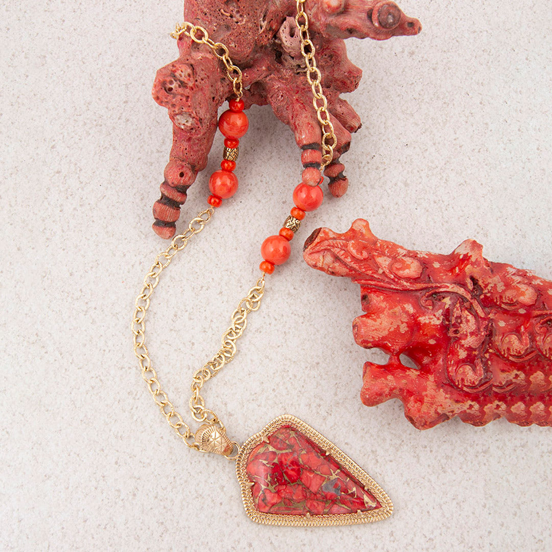 Red Magnesite Arrowhead Golden Pendant Necklace