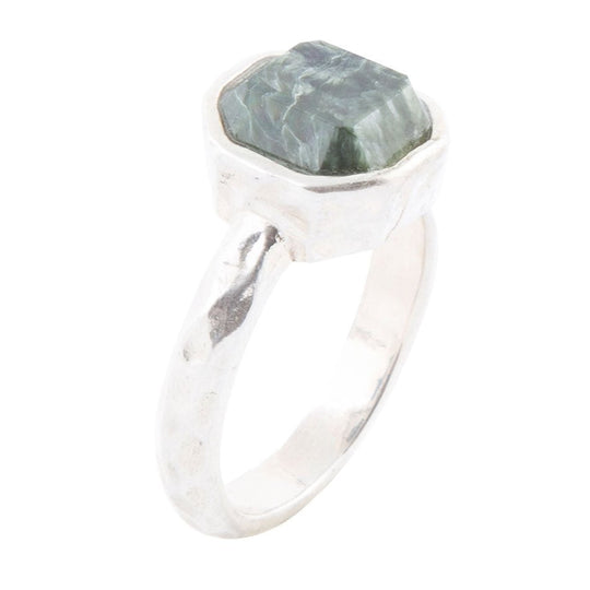 Hammered Green Seraphinite Sterling Silver Ring