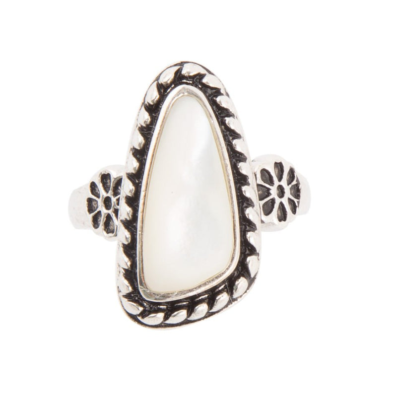 Daisy Days Ring - Mother of Pearl - Barse Jewelry